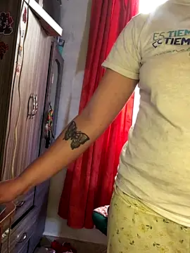 Miss oliviaa online show from December 5, 5:22 pm