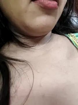 Snapshot of Sweet-Rani chatting on May 4, 5:16 pm Sweet-Rani online show from May 4, 5:16 pm