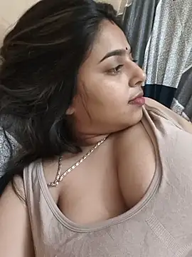 Snapshot of Sweet-Rani chatting on June 21, 4:24 pm Sweet-Rani online show from June 21, 4:24 pm