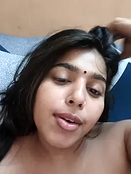 Snapshot of Sweet-Rani chatting on April 21, 9:32 pm Sweet-Rani online show from April 21, 9:32 pm