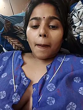 Snapshot of Sweet-Rani chatting on April 29, 5:52 pm Sweet-Rani online show from April 29, 5:52 pm