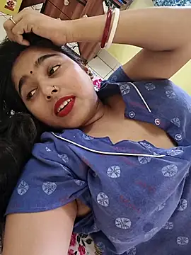 Snapshot of Sweet-Rani chatting on May 11, 9:32 am Sweet-Rani online show from May 11, 9:32 am