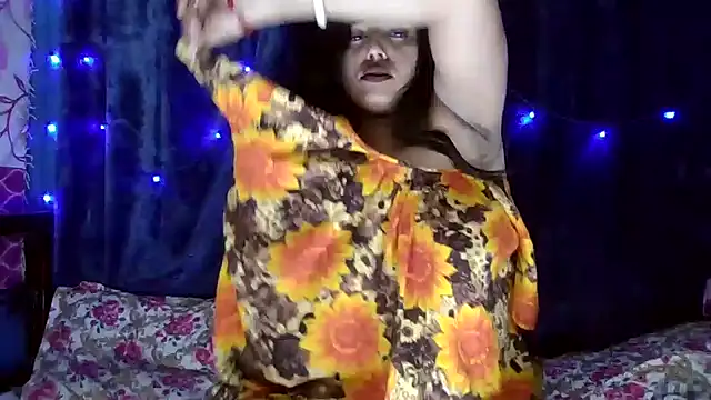Snapshot of Sweet-Rani chatting on February 10, 5:19 pm Sweet-Rani online show from February 10, 5:19 pm