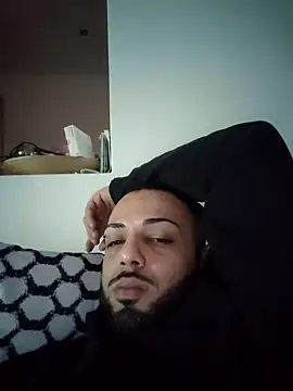 Snapshot of GLV420 chatting on February 16, 8:55 pm GLV420 online show from February 16, 8:55 pm