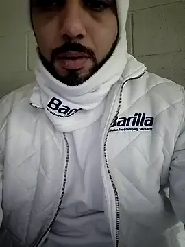 Snapshot of GLV420 chatting on December 7, 3:47 pm GLV420 online show from December 7, 3:47 pm