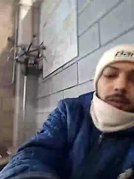 Snapshot of GLV420 chatting on February 22, 8:50 am GLV420 online show from February 22, 8:50 am