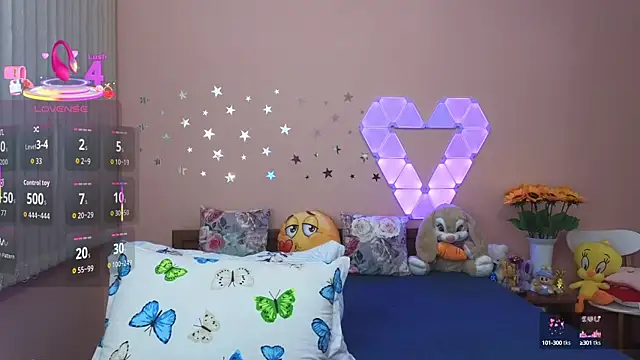 Snapshot of _Loves_ chatting on September 27, 9:43 pm Loves online show from September 27, 9:43 pm