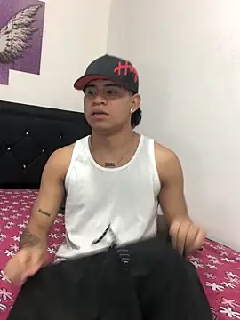 logannth online show from February 24, 6:20 pm