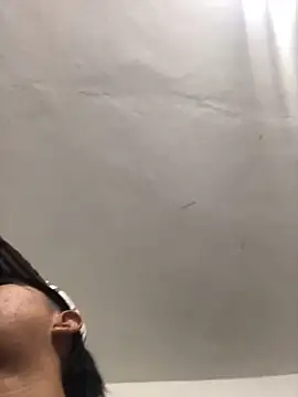 logannth online show from March 17, 4:04 am