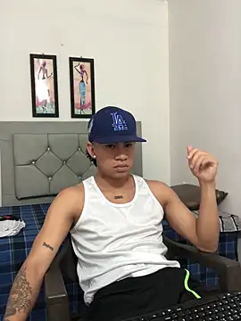 logannth online show from March 9, 5:00 am