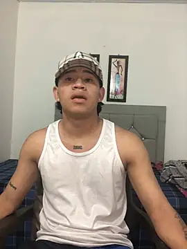 logannth online show from March 11, 4:06 am