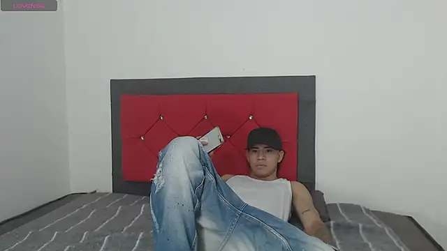 logannth online show from January 12, 4:03 pm