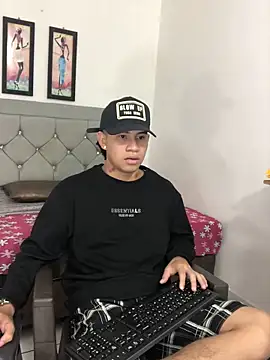 logannth online show from March 7, 8:03 pm