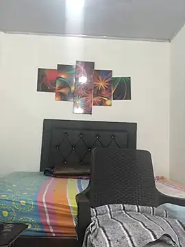 logannth online show from March 27, 7:06 am