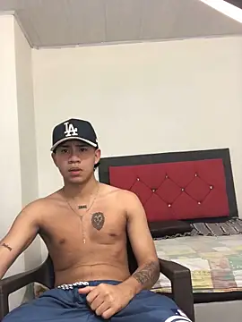 logannth online show from December 23, 5:07 am