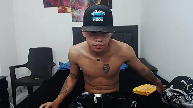 logannth online show from October 27, 8:54 pm