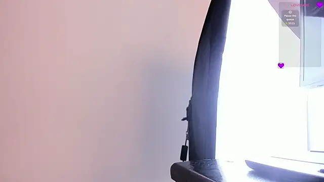 Brittany cute18 online show from November 24, 11:21 am