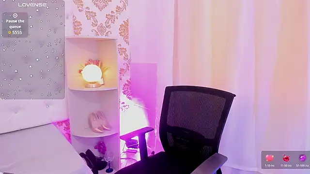 emaa lambert online show from December 20, 3:37 pm