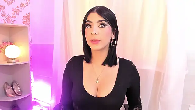 emaa lambert online show from October 28, 3:11 pm