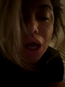 persiannqueen online show from October 31, 2:19 am