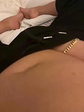 persiannqueen online show from March 13, 10:32 pm