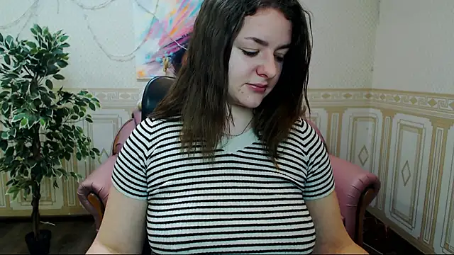 Helen Elliot online show from February 4, 7:07 am
