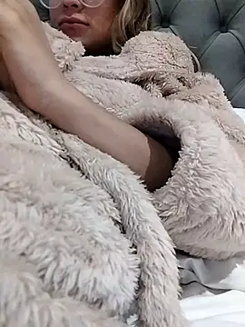 Snapshot of fofinhaa12 chatting on October 1, 12:31 pm fofinhaa12 online show from October 1, 12:31 pm