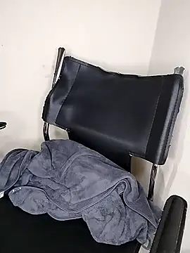 fofinhaa12 online show from April 10, 4:03 pm