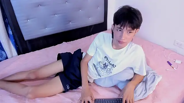 Johhan  Lee online show from January 23, 3:54 pm