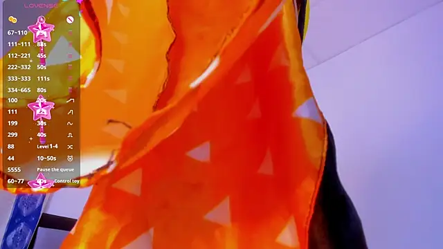 Johhan  Lee online show from January 4, 5:05 am