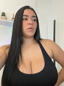 kristynmassey online show from June 16, 9:26 pm