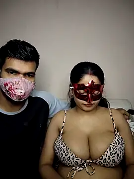 bigtitsqueen online show from March 3, 8:54 am