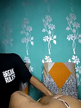 bigtitsqueen online show from March 22, 6:09 pm