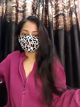 Snapshot of bigtitsqueen chatting on January 15, 3:54 am bigtitsqueen online show from January 15, 3:54 am