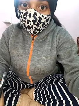 Snapshot of bigtitsqueen chatting on January 12, 4:29 pm bigtitsqueen online show from January 12, 4:29 pm