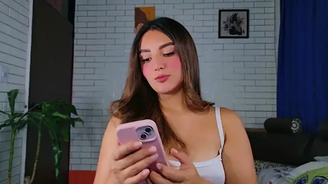 Snapshot of Afrodita_Shalom chatting on November 9, 3:21 am Afrodita Shalom online show from November 9, 3:21 am