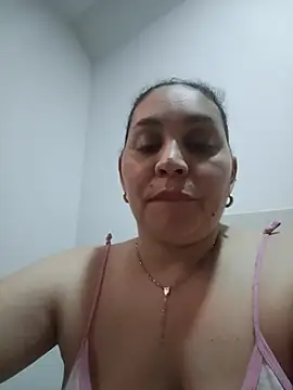 MirandaSoto online show from July 6, 4:19 am