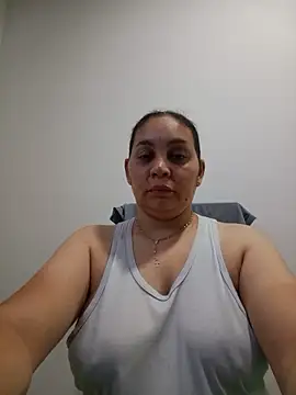 MirandaSoto online show from June 1, 3:40 am