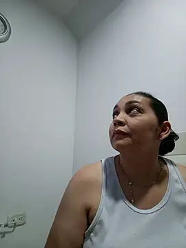 MirandaSoto online show from May 5, 3:31 am