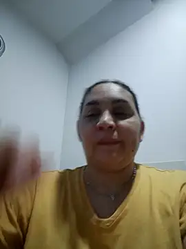 MirandaSoto online show from April 2, 5:14 am