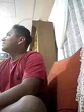 Snapshot of R1ch_Daddy chatting on December 11, 3:24 am R1ch Daddy online show from December 11, 3:24 am