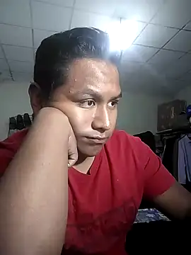 Snapshot of R1ch_Daddy chatting on January 4, 10:24 pm R1ch Daddy online show from January 4, 10:24 pm
