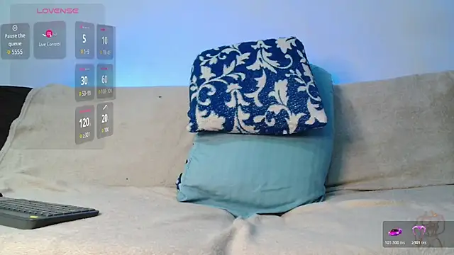 Snapshot of mikejaybra chatting on June 4, 9:30 pm mikejaybra online show from June 4, 9:30 pm