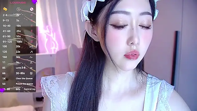 Lily0709 online show from March 20, 11:38 am