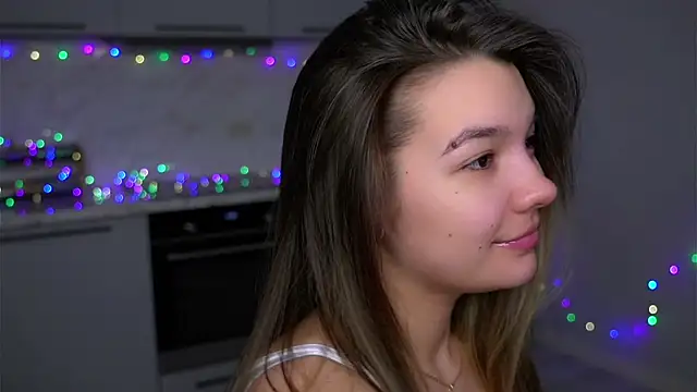 VeronaAppleberry online show from February 12, 1:05 am