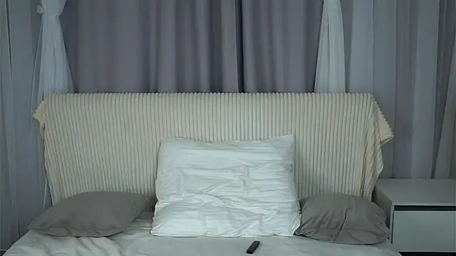 VeronaAppleberry online show from November 23, 11:42 am