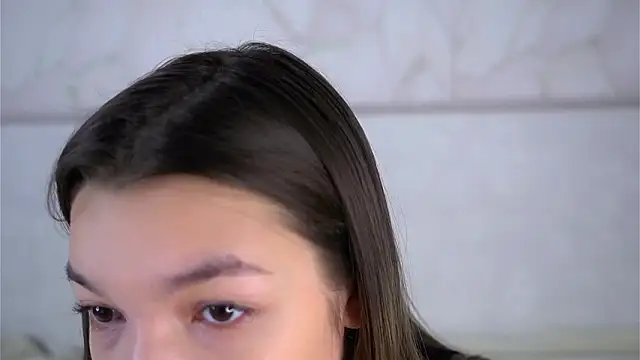 VeronaAppleberry online show from February 11, 2:33 am