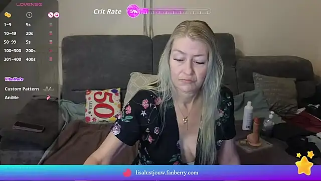 Snapshot of lisalustjouw chatting on January 14, 8:29 am lisalustjouw online show from January 14, 8:29 am