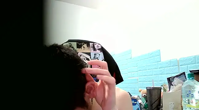 thisisbook 223 online show from February 6, 6:35 pm