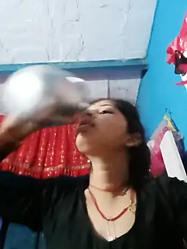 Nisha Cute online show from May 18, 10:25 pm